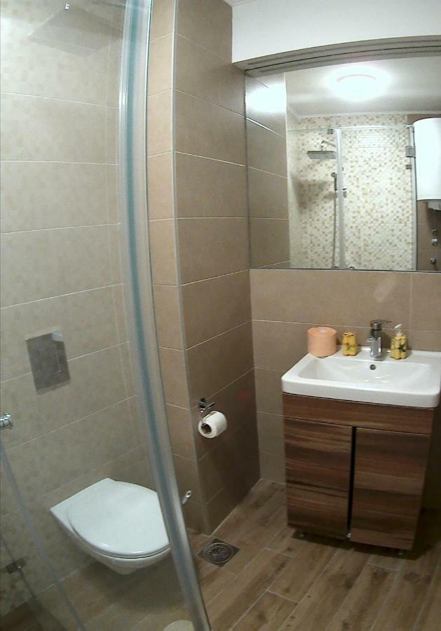 Uki-Modern Apartment With Parking Novi Sad Exterior photo